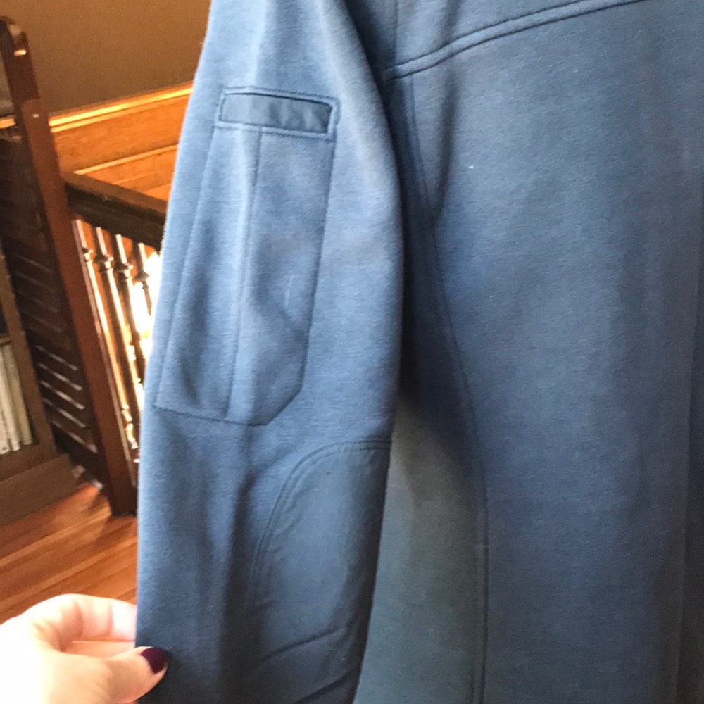 Under Armour Pullover - image 6